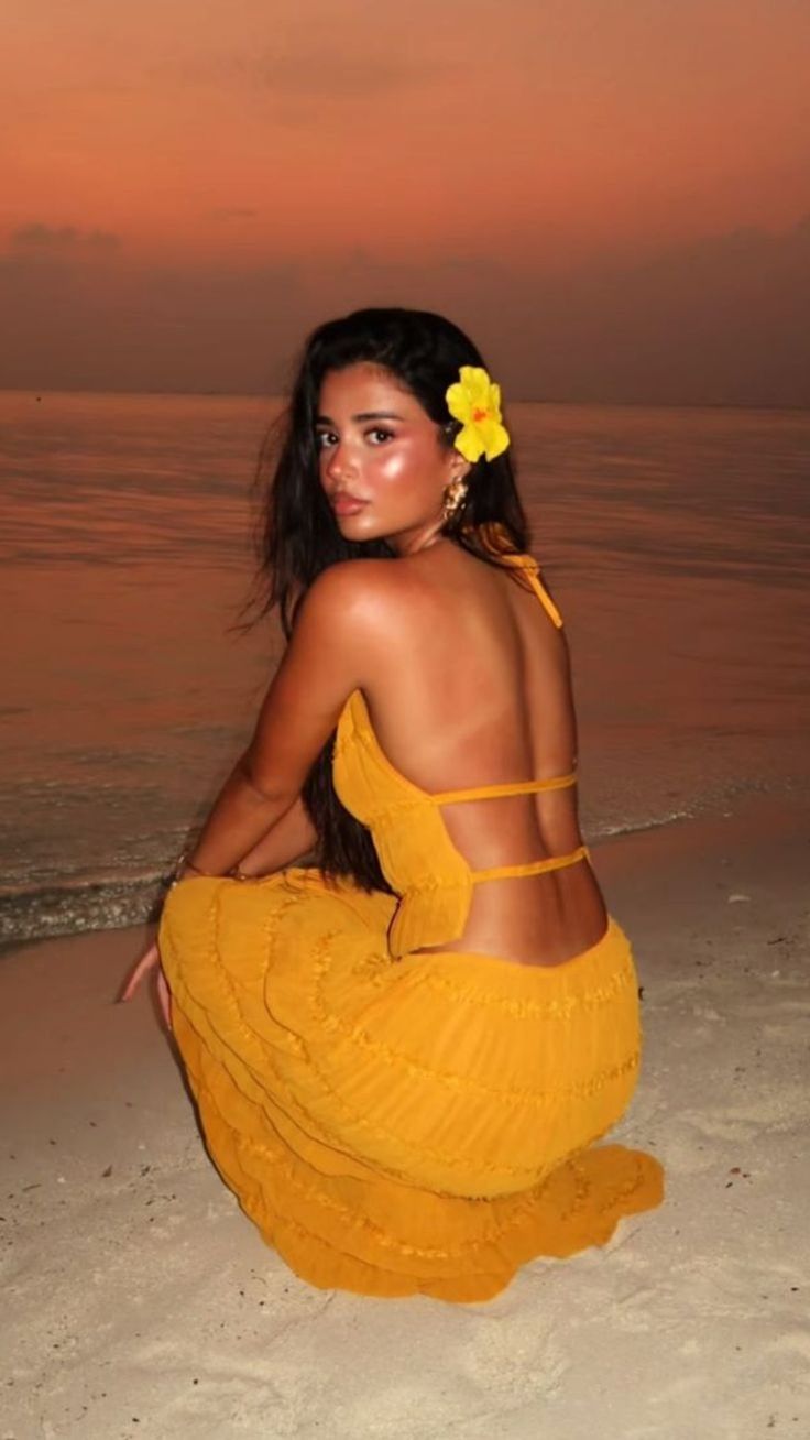 The Art of Effortless Beach Style